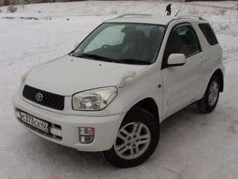 2001 Toyota RAV4 Pics