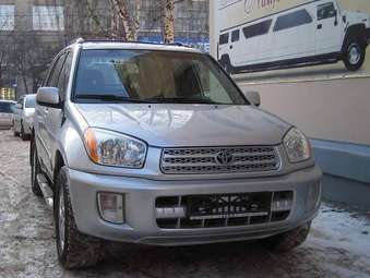 2001 Toyota RAV4 Pictures