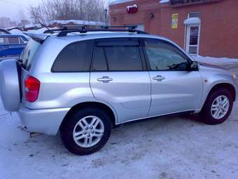 2001 Toyota RAV4 Pictures