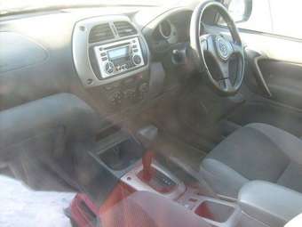 2001 Toyota RAV4 Pictures