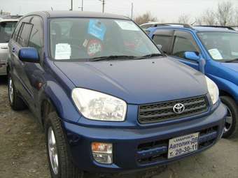 2001 Toyota RAV4 Pics