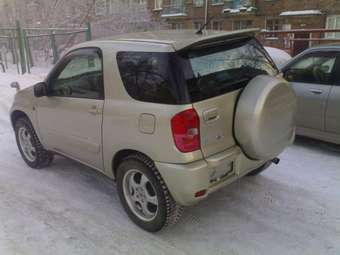 2001 Toyota RAV4 Wallpapers