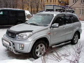 2001 Toyota RAV4 Photos