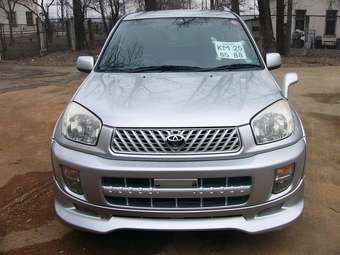 2001 Toyota RAV4 Pictures