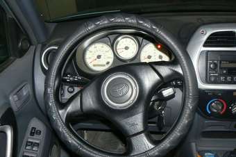 2001 Toyota RAV4 Pics