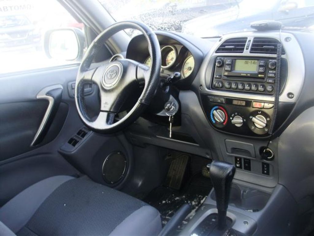 2002 Toyota RAV4