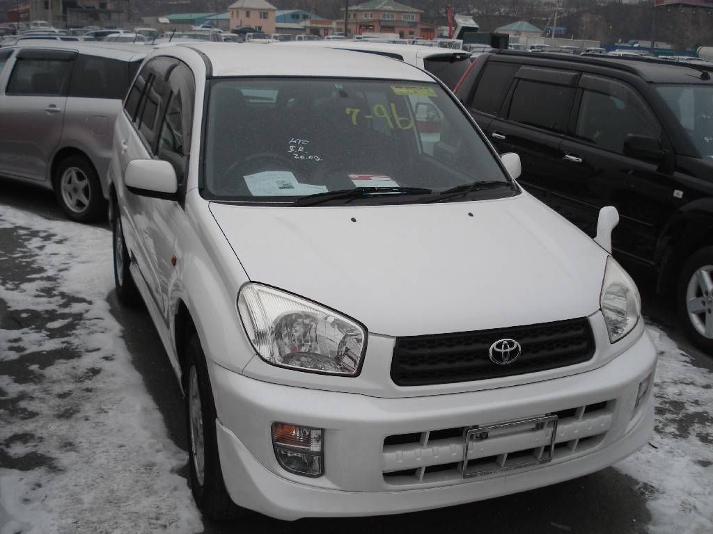2002 Toyota RAV4
