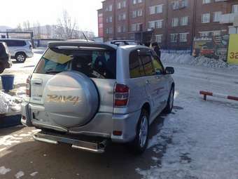 2002 Toyota RAV4 Photos