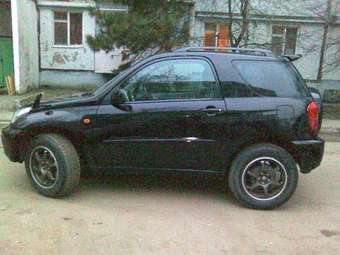 2002 Toyota RAV4 Pictures