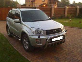 2002 Toyota RAV4 Photos