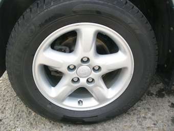 2002 Toyota RAV4 Pictures