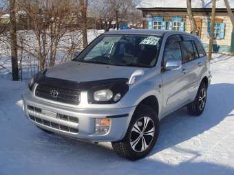 2002 Toyota RAV4 Pictures