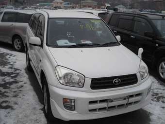 2002 Toyota RAV4 Pictures