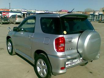 2002 Toyota RAV4 Pictures