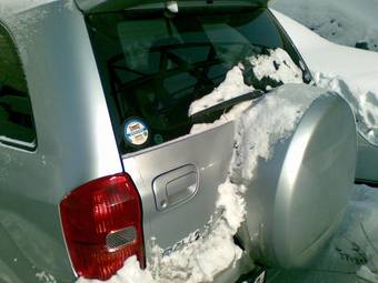 2002 Toyota RAV4 Pics