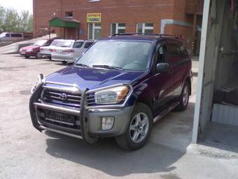 2002 Toyota RAV4 Pictures