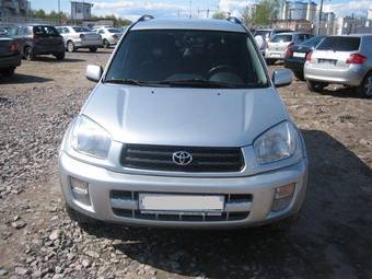 2002 Toyota RAV4 Photos