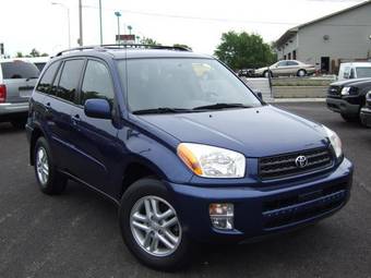 2002 Toyota RAV4 Images