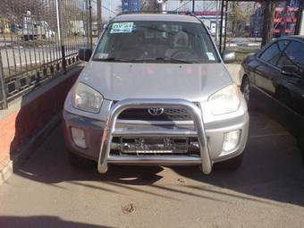 2002 Toyota RAV4 Photos