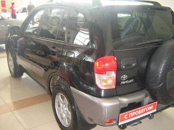 2002 Toyota RAV4 Pictures