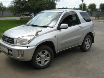 2002 Toyota RAV4 Pictures