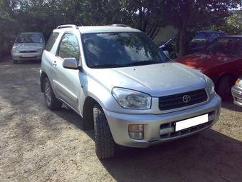 2002 Toyota RAV4 Photos