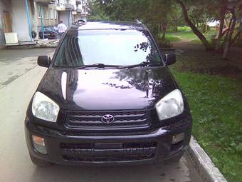 2002 Toyota RAV4 Photos