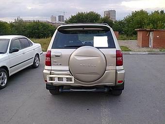 2002 Toyota RAV4 Pictures