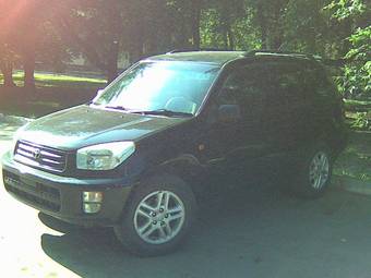2002 Toyota RAV4 Pictures