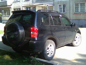 2002 Toyota RAV4 Pictures