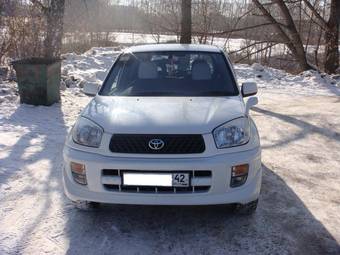 2002 Toyota RAV4 Wallpapers