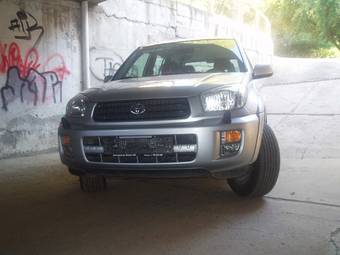 2002 Toyota RAV4 Wallpapers