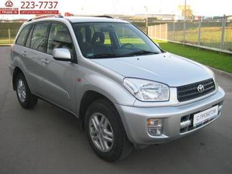 2002 Toyota RAV4 Photos