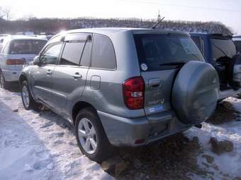2003 RAV4