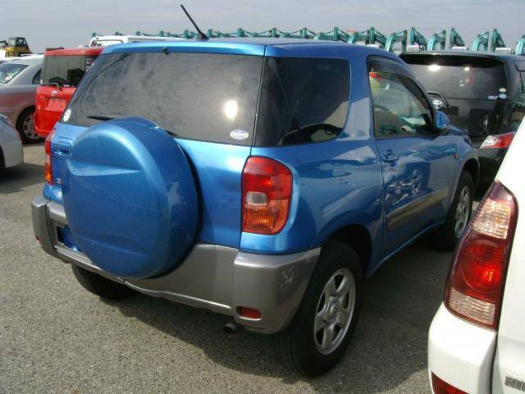 2003 Toyota RAV4