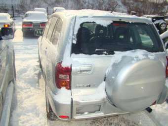 2003 RAV4