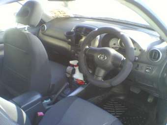 2003 RAV4