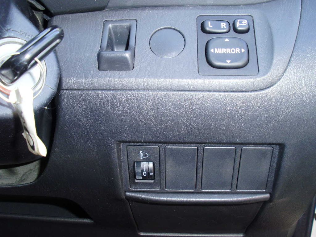 2003 Toyota RAV4