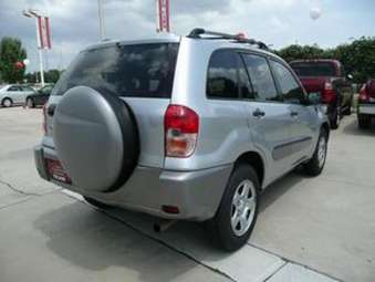2003 RAV4