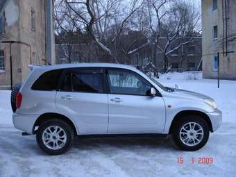 2003 Toyota RAV4