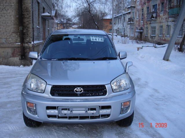 2003 Toyota RAV4