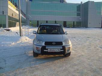 2003 RAV4