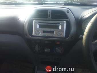 2003 RAV4