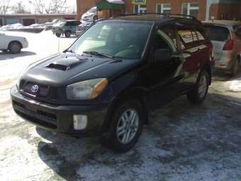 2003 Toyota RAV4 Photos