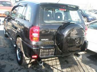 2003 Toyota RAV4 Pictures