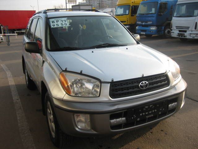 2003 Toyota RAV4