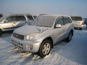 2003 Toyota RAV4