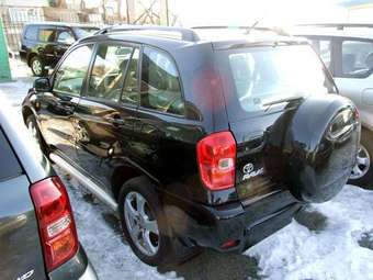 2003 Toyota RAV4 Photos