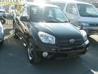 2003 Toyota RAV4 Photos