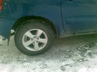 2003 Toyota RAV4 Pics